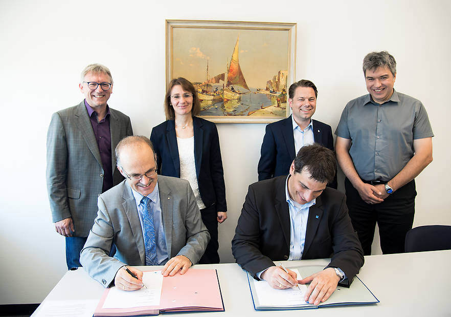 Mit drei Projekten erweitern Stadtwerke und Hochschule Ulm ihre seit 11 Jahren enge Kooperation im Bereich Smart-Grids.