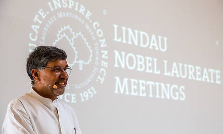 Unter dem Motto „Mission Education“ treffen sich auch dieses Jahr wieder Nobelpreisträger und Nachwuchsforscher aus der ganzen Welt in Lindau.