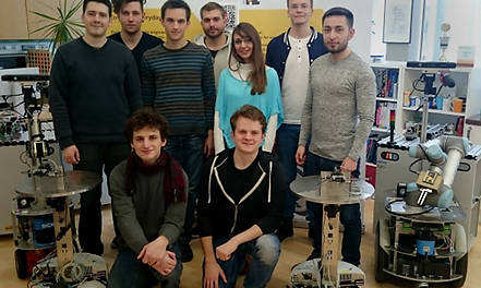 Ulmer RoboCup-Team macht sich fit für Weltmeisterschaft in Leipzig